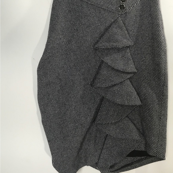 EVA FRANCO BLUE WHITE PINSTRIPE PLEATED FRONT RUFFLE SKIRT 4 SMALL - Picture 2 of 4